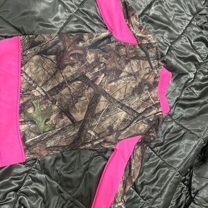 Girls pull over long sleeve